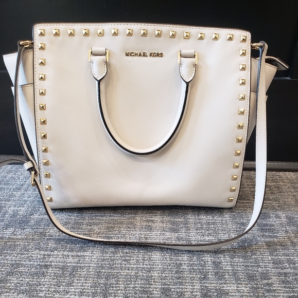 Michael Kors Collection Handbags - Michael Kors Handbag Michael Kors Collection Handbags - Michael Kors Handbag